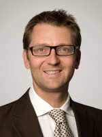 Dr Patrik Frei